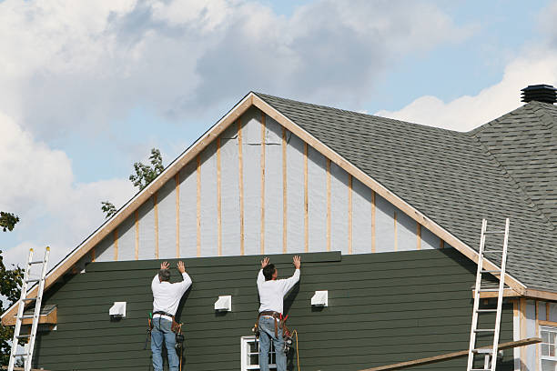 Professional Wood Siding technician working in Woodward, PA
